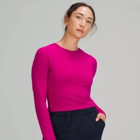 NWT LULULEMON  LA Keyhole RARE Reversible Long Sleeve Ripened Raspberry - Picture 1 of 3
